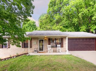 5001 Stewart Ridge Rd, Knoxville, TN 37938