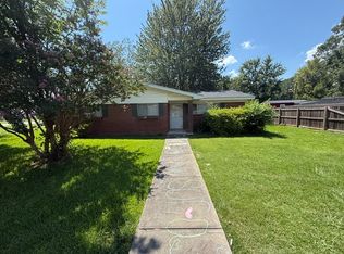 408 E 13th St, Russellville, AR 72801