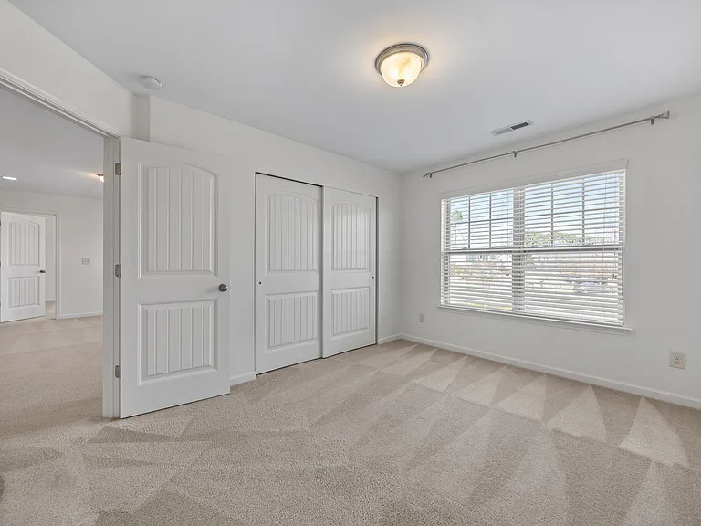 729 Lake Artesia Ln — Photo 41