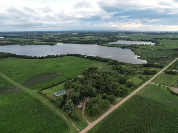 17305 Common St, Hutchinson, MN 55350