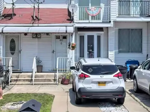453 Raritan Ave, Staten Island, NY 10305