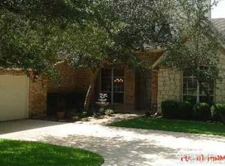 7502 Steeple Dr, San Antonio, TX 78256