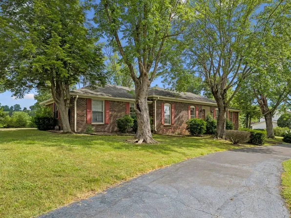 1202 Sycamore Valley Rd, Ashland City, TN 37015