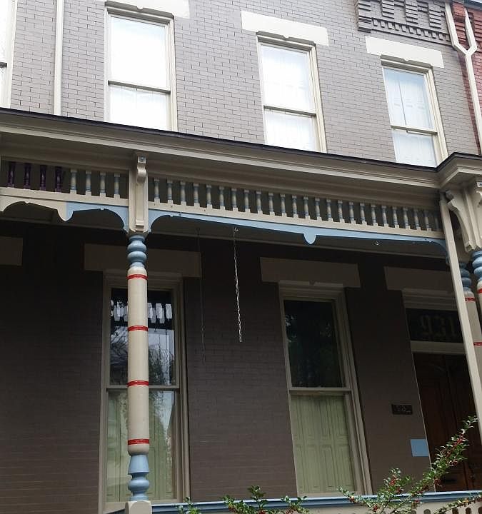 1889 Row House