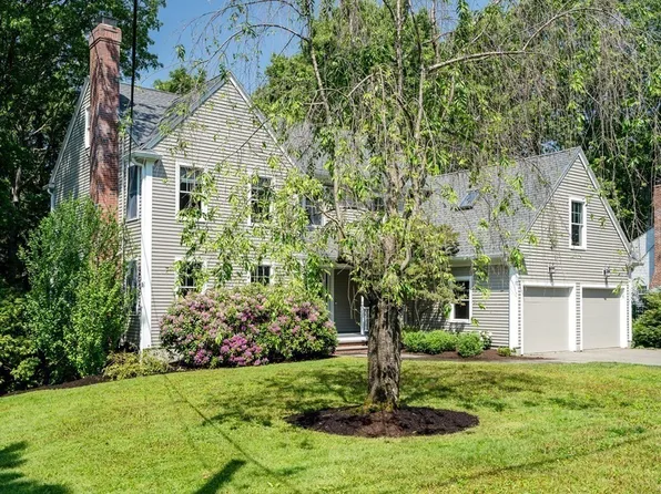 17 Lexington Ave, Lexington, MA 02421