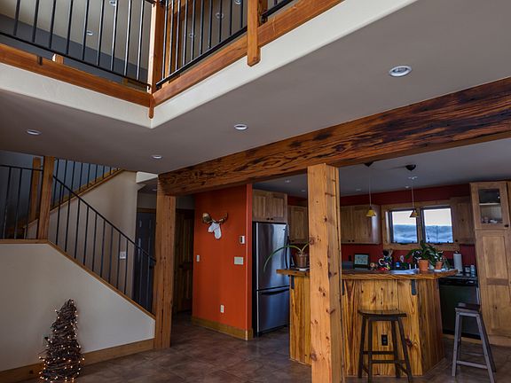 5th image of 1038 Cascadilla St