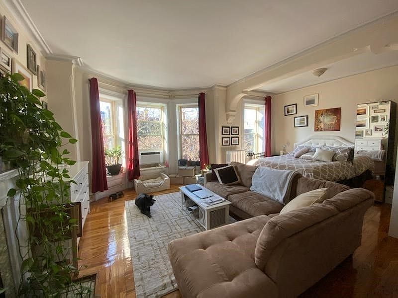 1st image of 837 Carroll St APT 4A