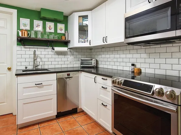 140 Kilsyth Rd, Brighton, MA