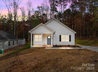 904 N 8th St, Bessemer City, NC 28016