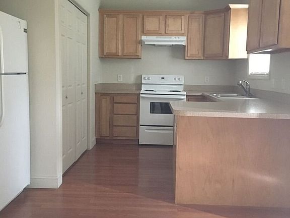 2nd image of 818B Harvard St SW
