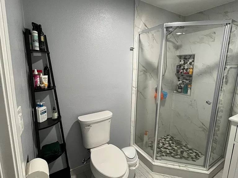 2241 Aspenwood Dr #1 — Photo 4