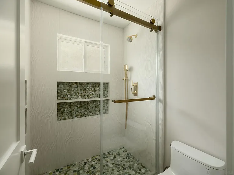 5503 Linda Rosa Ave — Photo 16