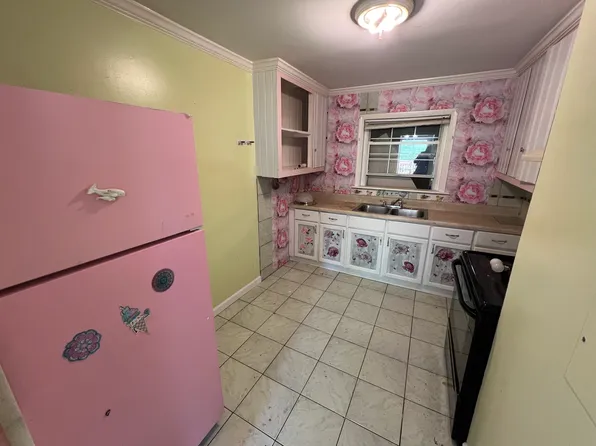 131 Woodland Ct, Doraville, GA 30340