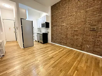 Rented by J PRESTON AND ASSOCIATES INC