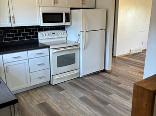 3609 E 18th St, Sioux Falls, SD 57103