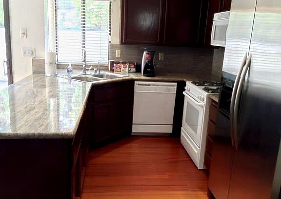 4th image of 1080 Rocton Dr