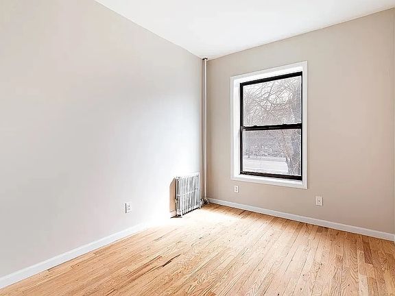 4th image of 852 Classon Ave #5