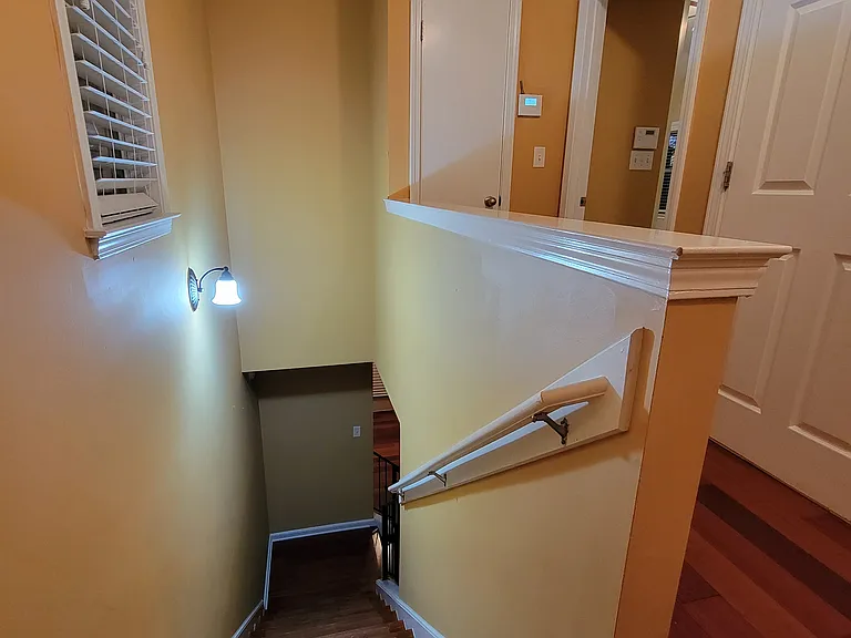 1404 Island Pl E — Photo 18