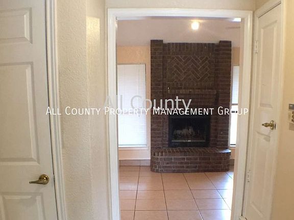 5th image of 1936 Berrybrook Dr