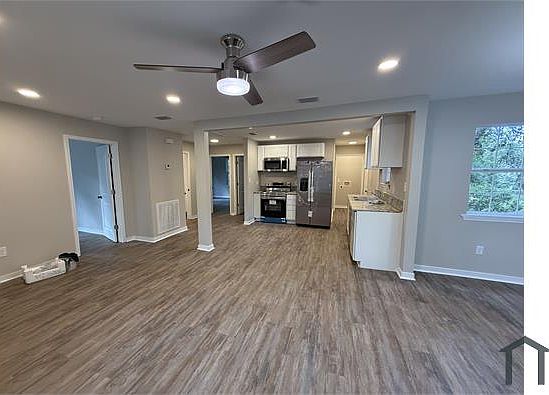 2nd image of 1108 Cottrell St