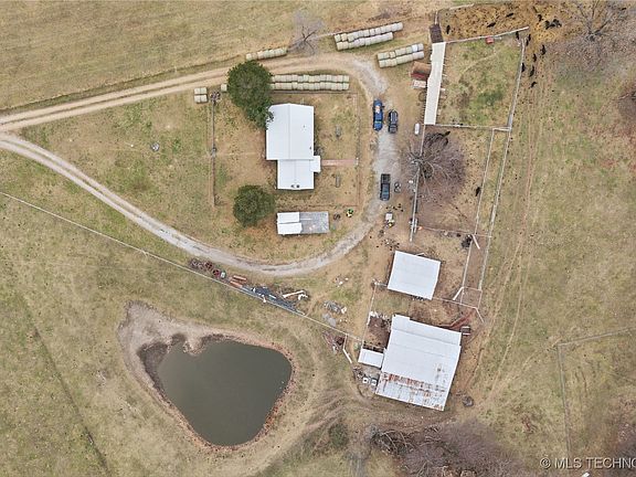 3rd image of 7703 N 447th Rd