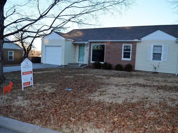 105 S Garfield St, Junction City, KS 66441