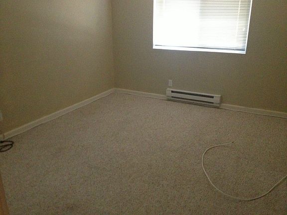 5th image of 742 Kirkland Cir APT E206