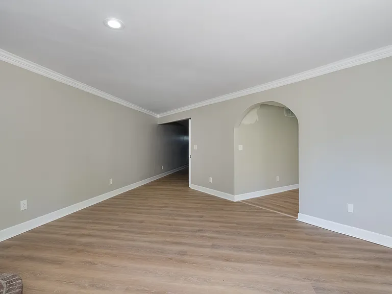 10 Kennedy Ct #B — Photo 11