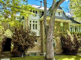 171 Roxborough St E #BASEMENT, Toronto, ON M4W 1W3