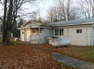 10784 Birch Rd, Mesick, MI 49668