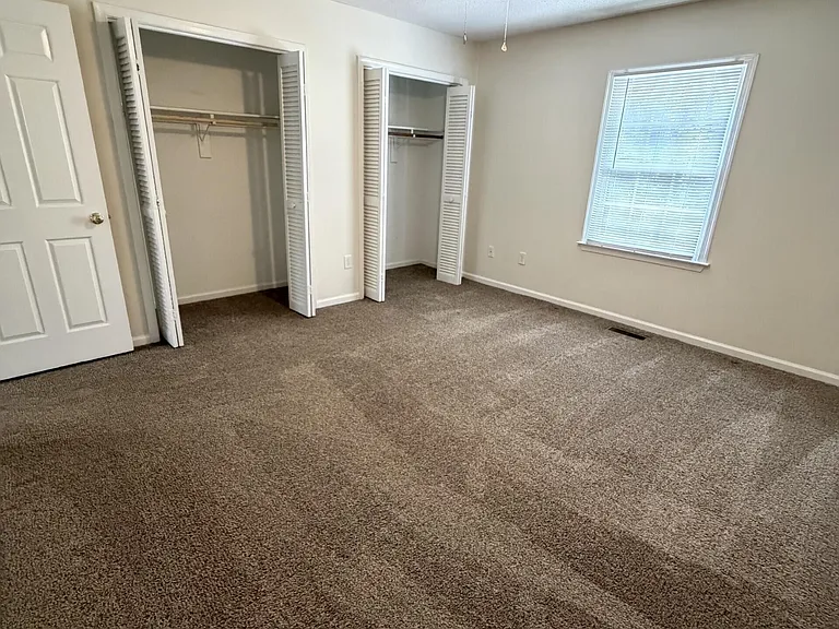 2905 Cedar Creek Rd #E — Photo 11