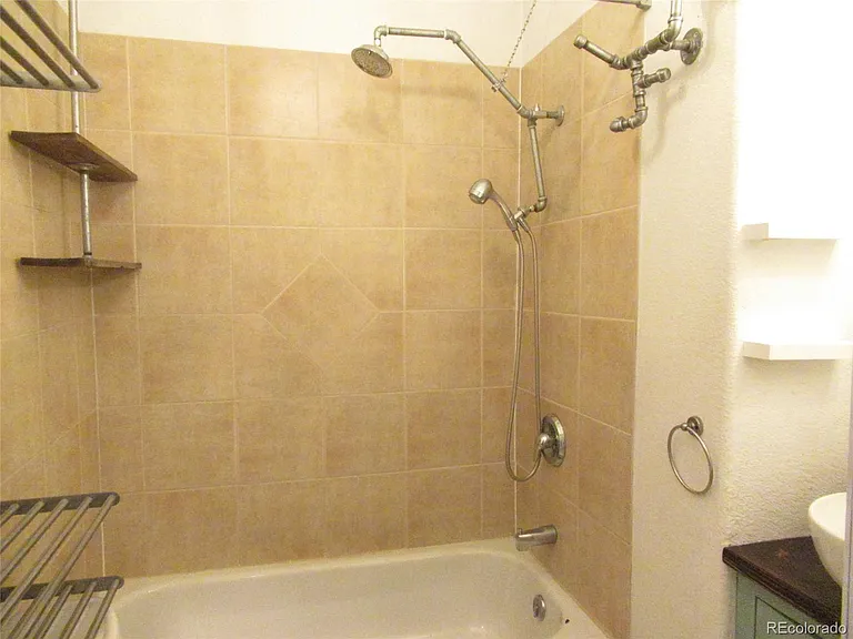 2738 N Downing St — Photo 11