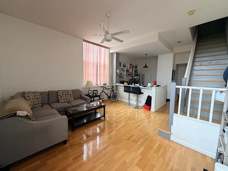 240 Heath St #1 — Photo 3