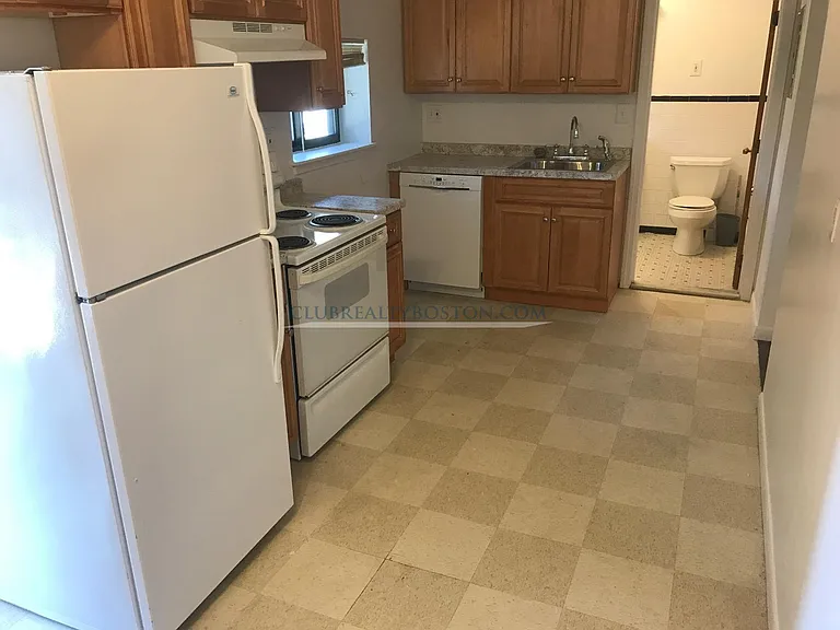 260 Grove St #3A — Photo 8