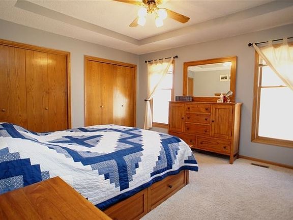2nd image of 3116 Wildbriar Ln