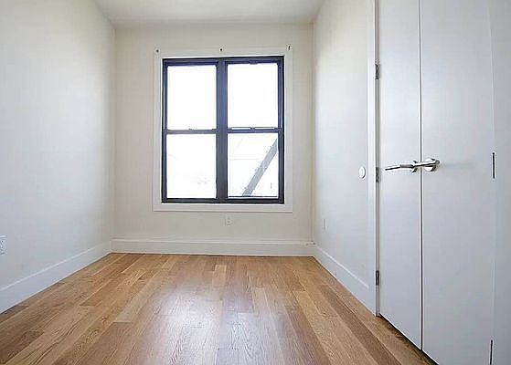 5th image of 751 De Kalb Ave #2N