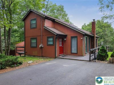 144 Island Dr, Long Pond, PA, 18334