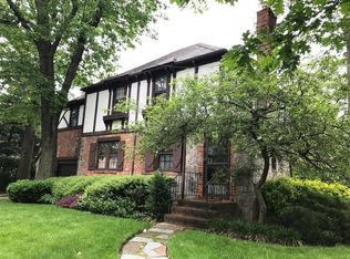 8131 Surrey Pl, Jamaica, NY 11432