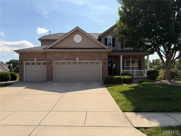 152 Forest Oaks Dr, Caseyville, IL 62232