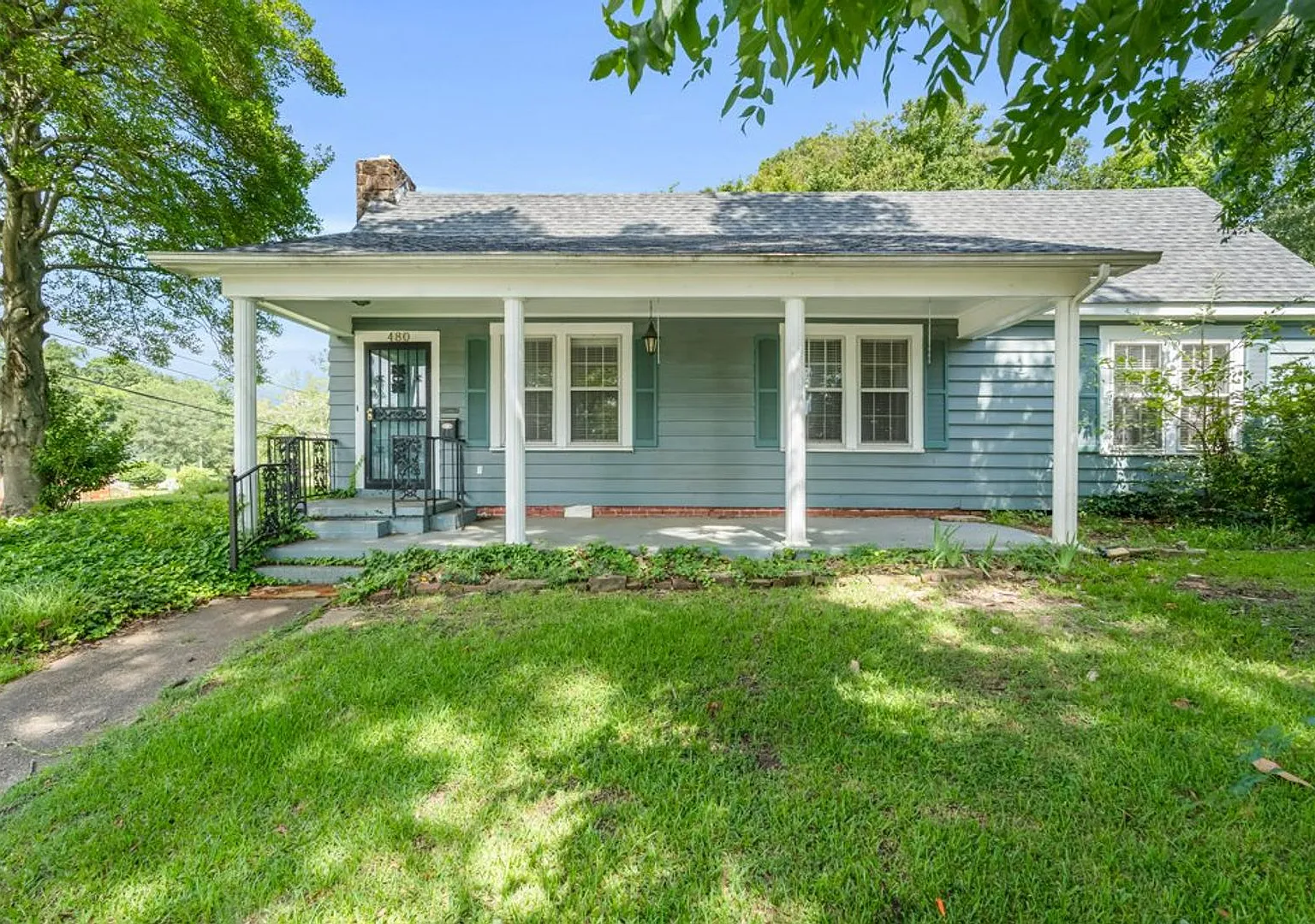 Renovated 3 Bedroom 2 Bath Home for Rent! — Photo 1