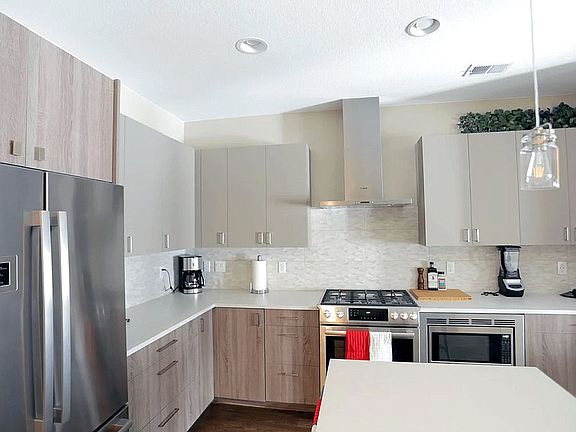 2nd image of 1323 N Elati St Unit 2