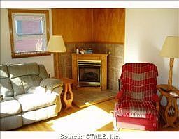 2nd image of 22 Mountain View Rd