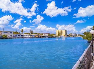 214-7900 Tatum Waterway Dr, Miami Beach, FL 33141