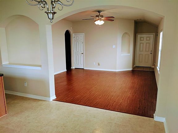 4th image of 6030 Lovage Ave