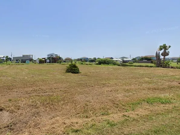 971 S Jacks Rd, Crystal Beach, TX 77650