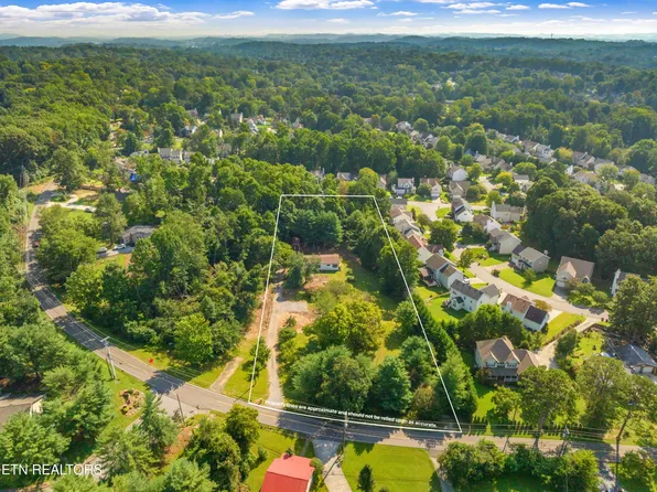 768 S Gallaher View Rd, Knoxville, TN 37919