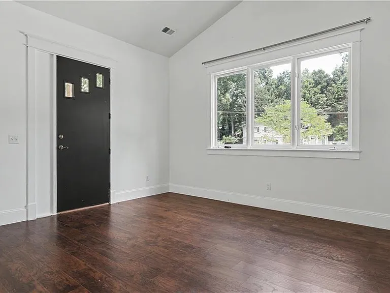2909 Jones Mill Rd — Photo 5