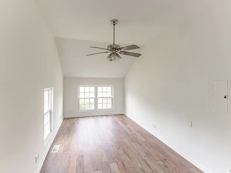 1314 Marlboro Ave — Photo 13