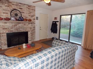 780 Biarritz Blvd, Platteville, WI 53818