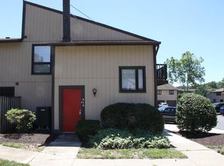 514 W Court Gln, Glen Burnie, MD 21061